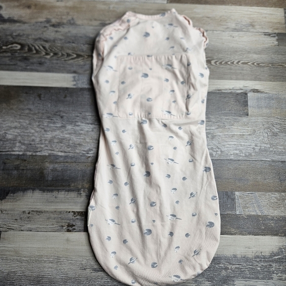 Happiest Baby Sleepea 5 Second Baby Swaddle Rose Planets Large - Picture 5 of 6